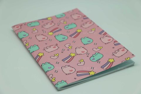 小可爱骑马钉画册印刷